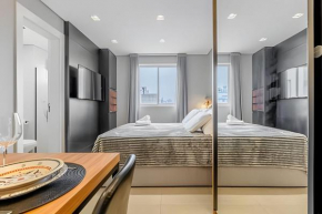 Studio confortável e completo a 300 metros da Vila Germânica